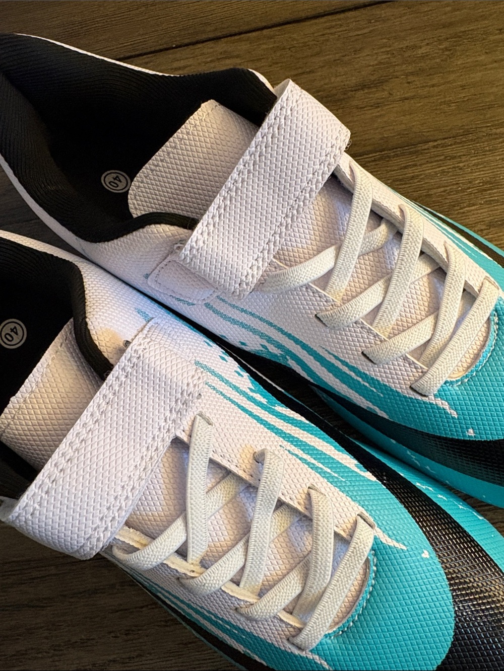 NEW Soccer Football Outdoor Cleats Boots Velcro Teal White Men’s 7.5 / W 9.0 - Picture 8 of 11